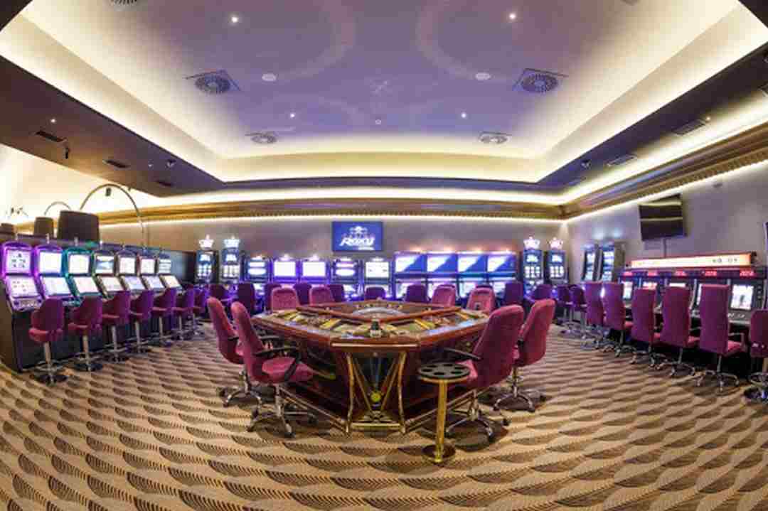 Roxy Casino luôn được du khách đánh giá cao về uy tín và chất lượng
